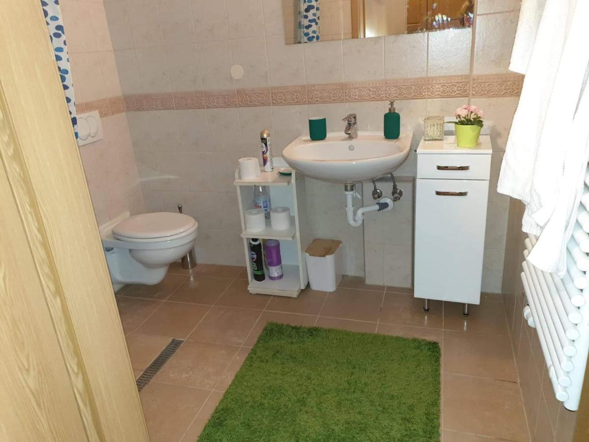 Relax Apartman Veresegyház Zewnętrze zdjęcie
