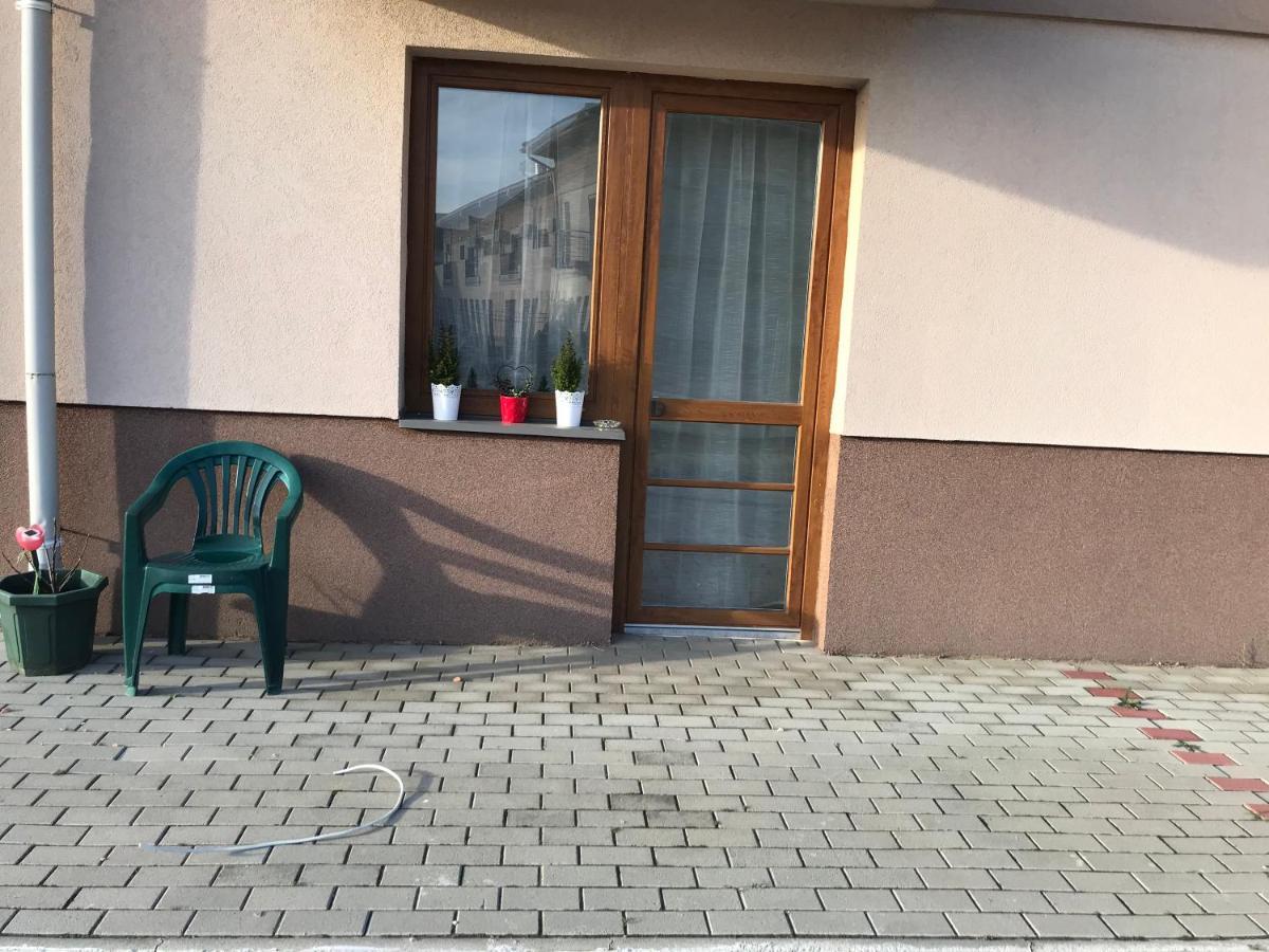 Relax Apartman Veresegyház Zewnętrze zdjęcie